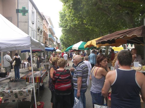 Le marché d'Espéraza